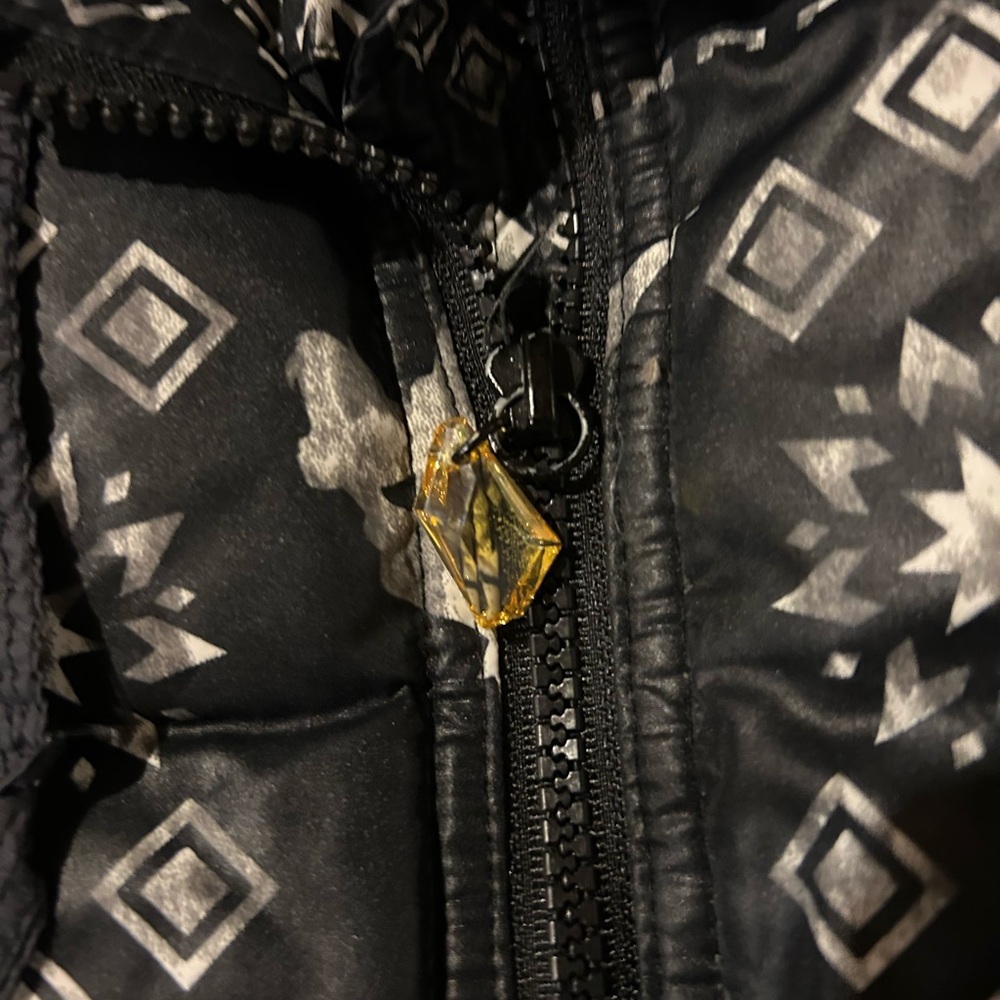 Tinkerbell Black Patterned Puffer Jacket Small - image 4